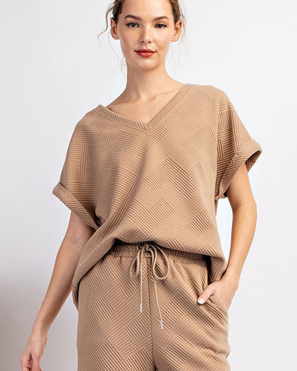 TEXTURED V-NECK