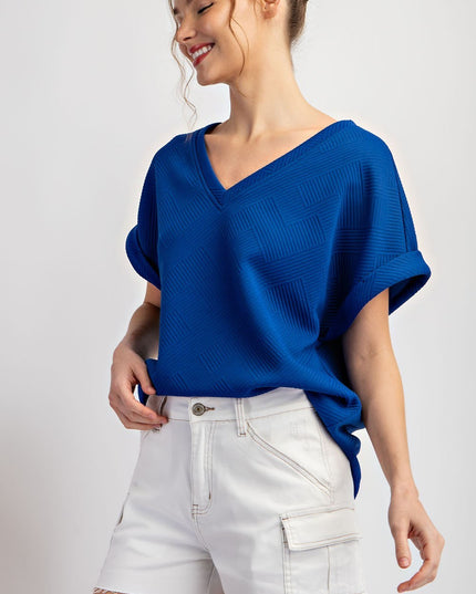 TEXTURED V-NECK
