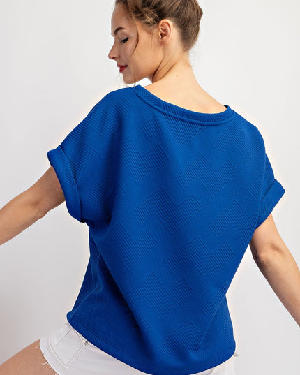 TEXTURED V-NECK